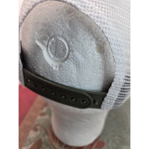 Yellowstone Dutton Ranch Trucker Hat Gray Yellow Snapback - Picture 4 of 7